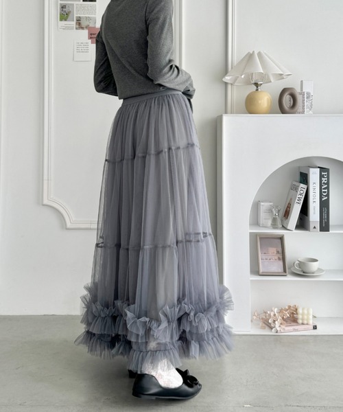Loueme（ルエム）の「【9色展開 /26SS新色ラベンダー追加】ボリュームフリルチュールティアードスカート（スカート・レディース・ピンク/レッド/アイボリー/ブラック/ライトブルー/グレー/ホワイト/ミント/ラベンダー・FREE）」の20枚目の写真