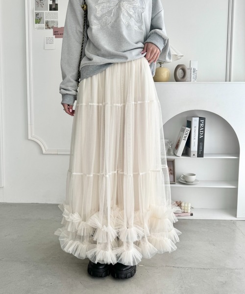 Loueme（ルエム）の「【9色展開 /26SS新色ラベンダー追加】ボリュームフリルチュールティアードスカート（スカート・レディース・ピンク/レッド/アイボリー/ブラック/ライトブルー/グレー/ホワイト/ミント/ラベンダー・FREE）」の14枚目の写真