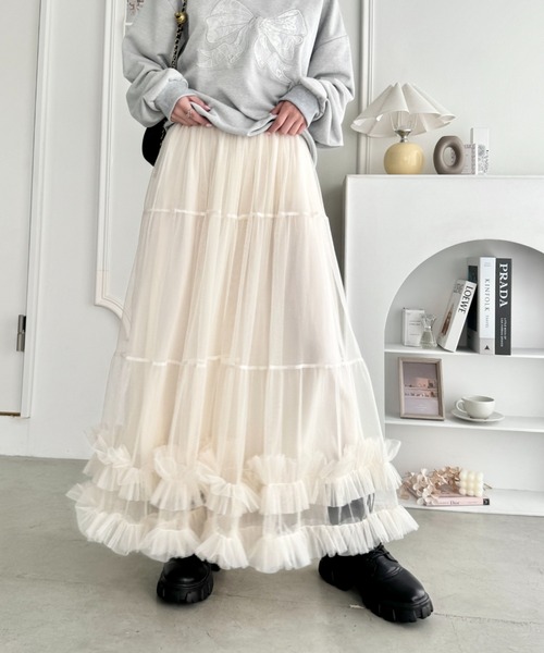 Loueme（ルエム）の「【9色展開 /26SS新色ラベンダー追加】ボリュームフリルチュールティアードスカート（スカート・レディース・ピンク/レッド/アイボリー/ブラック/ライトブルー/グレー/ホワイト/ミント/ラベンダー・FREE）」の11枚目の写真