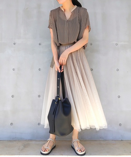 Q(キュー)の「フェイクレザーホーボーバッグ(ボディバッグ/ウエストポーチ・レディース・ベージュ/オリーブ/ブラック・ONE SIZE)」の18枚目の写真