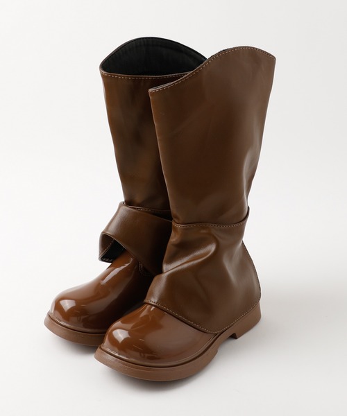 URBAN CHERRY(アーバンチェリー)の「ロングギャザーブーツ(ブーツ・キッズ・ブラウン/ブラック・17.5cm/18.0cm/18.5cm/19.5cm/20.0cm/20.5cm/21.0cm/22.0cm/22.5cm)」の16枚目の写真
