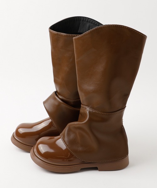 URBAN CHERRY(アーバンチェリー)の「ロングギャザーブーツ(ブーツ・キッズ・ブラウン/ブラック・17.5cm/18.0cm/18.5cm/19.5cm/20.0cm/20.5cm/21.0cm/22.0cm/22.5cm)」の18枚目の写真