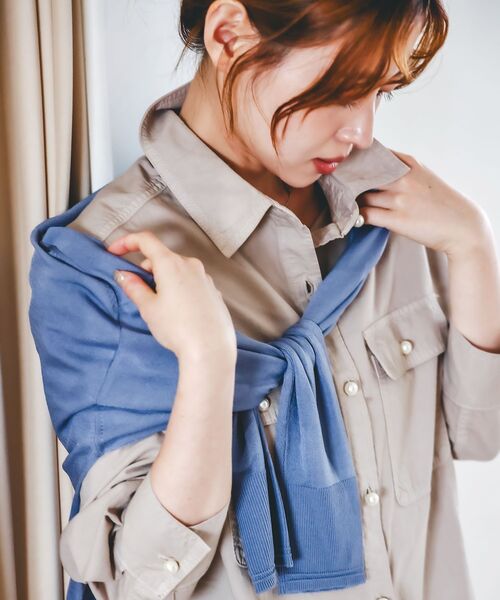 le.coeur blanc（ルクールブラン）の「パールボタンシャツ（シャツ/ブラウス・レディース・カーキオリーブ/サックスブルー/ブルー/ベージュ/ダークグレー/ダークブラウン/ブルー系その他/ブラック・38）」の16枚目の写真