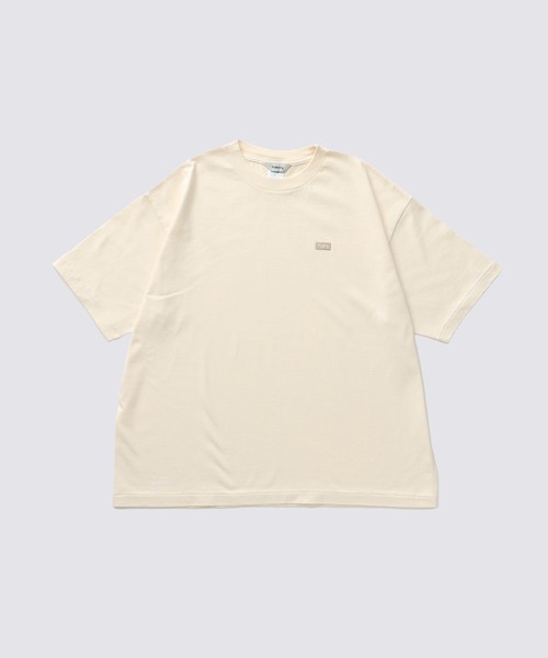 FIDELITY(フィデリティ)の「MINIMAL EMB TUBE TEE / 半袖ワッペンTシャツ(Tシャツ/カットソー・メンズ・ネイビー/ホワイト/アイボリー/ブラック・LARGE/MEDIUM)」の3枚目の写真