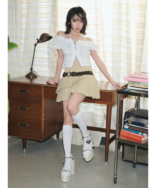 EVRIS(エヴリス)の「レイヤードプリーツミニスカート(スカート・レディース・ベージュ/チャコールグレー/カーキ・MEDIUM/SMALL)」の14枚目の写真