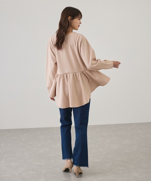 Jayro(ジャイロ)の「パール使いペプラムプルオーバー(Tシャツ/カットソー・レディース・ブラック/ベージュ/グレー・M)」の16枚目の写真