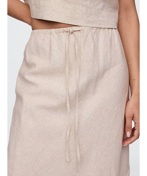 GAP（ギャップ）の「リネンブレンドスリットミディスカート（スカート・レディース・ブラック/イエロー系その他/ブラック系その他/レッド/ベージュ・S/L/XXS/M/XS）」の8枚目の写真