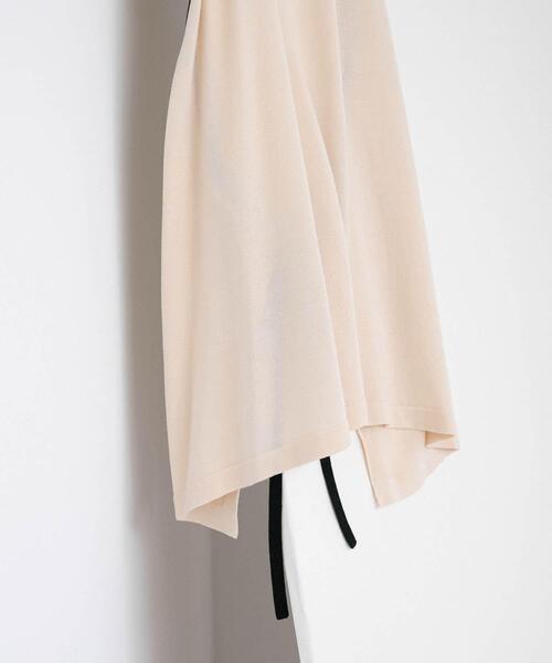 LAATO（ラート）の「holder neck piping knit（キャミソール・レディース・オフホワイト/ネイビー・ONE）」の7枚目の写真