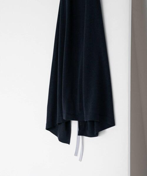 LAATO（ラート）の「holder neck piping knit（キャミソール・レディース・オフホワイト/ネイビー・ONE）」の21枚目の写真