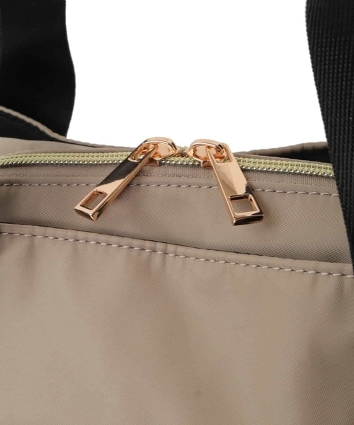 a.v.v（アーヴェヴェ）の「【2WAY】10ポケットバッグ（ショルダーバッグ・レディース・ブラック/ベージュ/ライトグレー・38）」の18枚目の写真