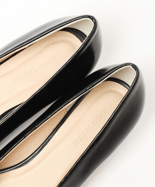 GLOBAL WORK（グローバルワーク）の「MATINEE LINE/キトゥンヒールパンプス/321426（パンプス・レディース・ブラック/ベージュ・MEDIUM/LARGE）」の17枚目の写真