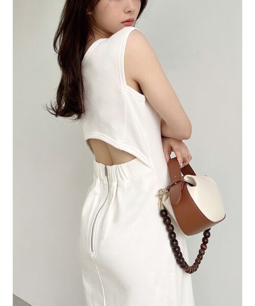 RESEXXY（リゼクシー）の「【WEB限定】バックオープンスリットワンピース（ワンピース・レディース・ピンク/ホワイト/ブラック/ブルー/グレー・FREE）」の2枚目の写真