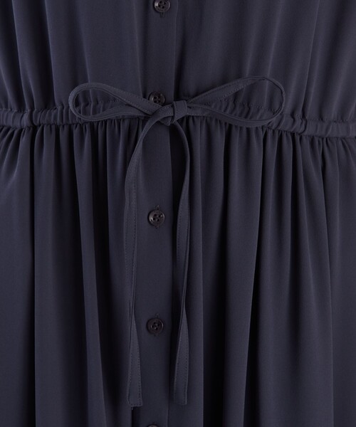 To b. by agnes b.（トゥービーバイアニエスベー）の「レディードレスポリエステル（シャツワンピース・レディース・グレー系その他・40/38/36）」の4枚目の写真