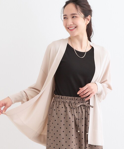 SHOO・LA・RUE(シューラルー)の「【洗える/ひんやり/UV】お尻が隠れるトッパーカーディガン(カーディガン/ボレロ・レディース・ネイビー/グレー/ナチュラル/オレンジ・00)」の3枚目の写真