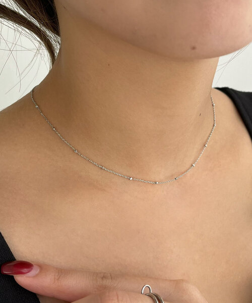 CAPRICIEUX LE'MAGE（カプリシューレマージュ）の「〈GOLDY/ゴールディ〉ビーズスキンネックレス（ネックレス・レディース・シルバー/ゴールド・FREE）」の3枚目の写真