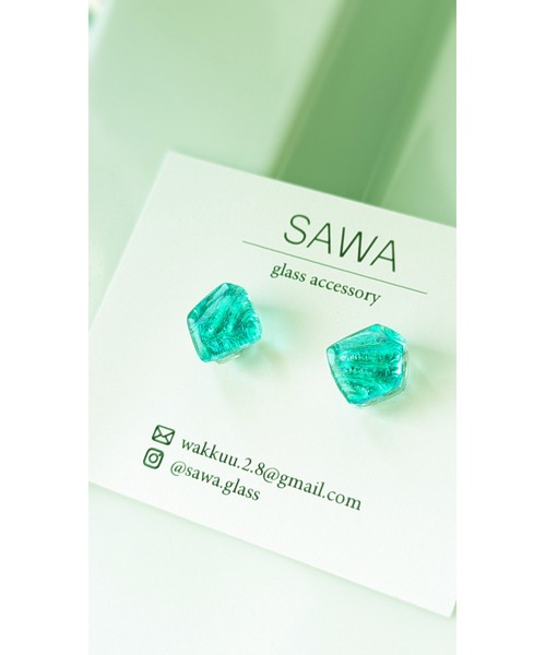 tone(トーン)の「【sawa】一粒多角形ピアス(Sサイズ)(MA)(ピアス(両耳用)・レディース・ラベンダー/ブルー/ターコイズブルー/その他・FREE)」の4枚目の写真