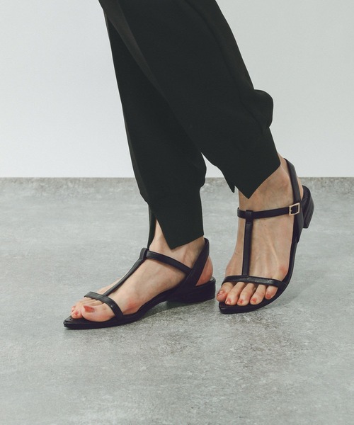 GLOBAL WORK(グローバルワーク)の「らくっションナローストラップサンダル/329164(サンダル・レディース・ブラック/ブラック系その他/シルバー/ゴールド・MEDIUM/LARGE)」の14枚目の写真