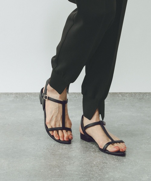 GLOBAL WORK(グローバルワーク)の「らくっションナローストラップサンダル/329164(サンダル・レディース・ブラック/ブラック系その他/シルバー/ゴールド・MEDIUM/LARGE)」の16枚目の写真
