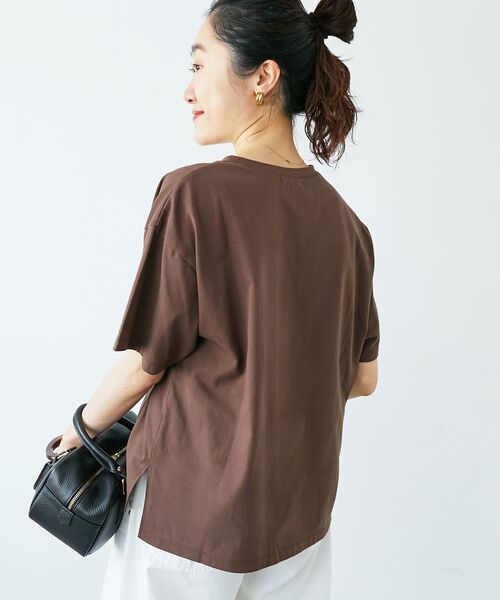 le.coeur blanc(ルクールブラン)の「《手洗い可能》Le plusロゴTシャツ(Tシャツ/カットソー・レディース・ブルー/ブラウン/ピンク/オフホワイト・38)」の12枚目の写真