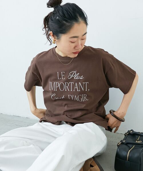 le.coeur blanc(ルクールブラン)の「《手洗い可能》Le plusロゴTシャツ(Tシャツ/カットソー・レディース・ブルー/ブラウン/ピンク/オフホワイト・38)」の15枚目の写真