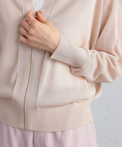 GALLORIA（ギャローリア）の「Ｖネックジップカーディガン（カーディガン/ボレロ・レディース・ライトベージュ/ネイビー/ライトグレー・L/LL/S/M）」の10枚目の写真