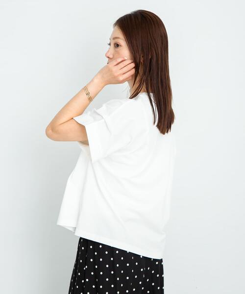 URBAN RESEARCH Sonny Label(アーバンリサーチサニーレーベル)の「ダブルタックフレンチスリーブプルオーバー(Tシャツ/カットソー・レディース・イエロー/チャコールグレー/オフホワイト/ブルー・FREE)」の7枚目の写真