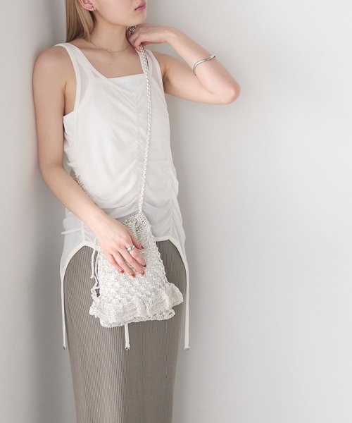 forksy.(フォルクシー)の「【forksy.】メッシュ編み フリルデザイン 巾着バッグ / ショルダーバッグ(ショルダーバッグ・レディース・ブラック/アイボリー/シルバー・FREE)」の13枚目の写真