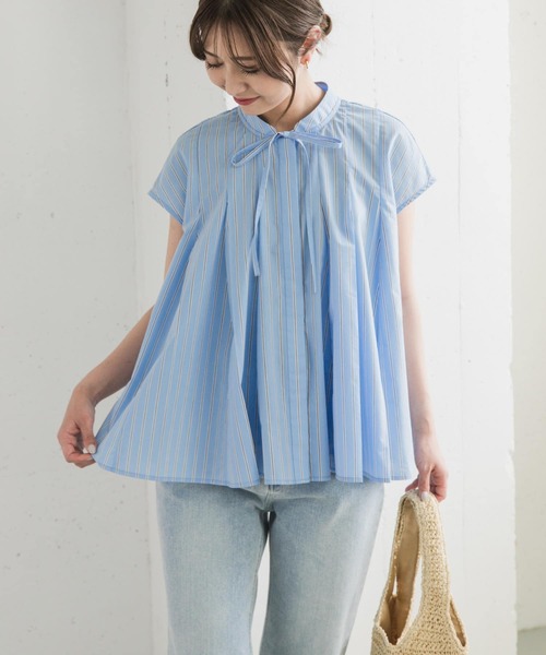 URBAN RESEARCH DOORS(アーバンリサーチドアーズ)の「ストライプリボンフレアフレンチブラウス(シャツ/ブラウス・レディース・ブルー系その他/オフホワイト・MEDIUM)」の1枚目の写真