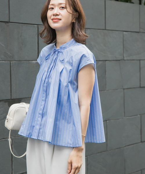 URBAN RESEARCH DOORS(アーバンリサーチドアーズ)の「ストライプリボンフレアフレンチブラウス(シャツ/ブラウス・レディース・ブルー系その他/オフホワイト・MEDIUM)」の17枚目の写真