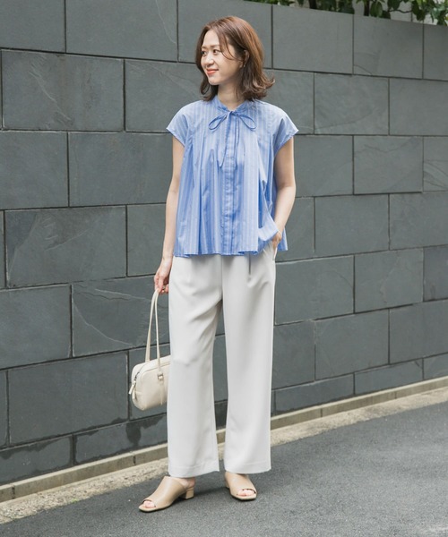 URBAN RESEARCH DOORS(アーバンリサーチドアーズ)の「ストライプリボンフレアフレンチブラウス(シャツ/ブラウス・レディース・ブルー系その他/オフホワイト・MEDIUM)」の12枚目の写真