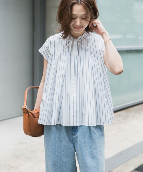 URBAN RESEARCH DOORS(アーバンリサーチドアーズ)の「ストライプリボンフレアフレンチブラウス(シャツ/ブラウス・レディース・ブルー系その他/オフホワイト・MEDIUM)」の14枚目の写真