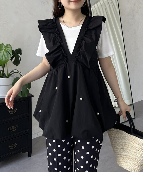 prose verse（プロズヴェール）の「フリルVネックパール付きバルーンベスト（ベスト・レディース・ブラック/ピンク・MEDIUM/LARGE）」の22枚目の写真