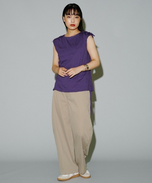 terrace（テラス）の「コクーンワイドチノパンツ（チノパンツ・レディース・ブラック/グレイッシュベージュ/カーキ・MEDIUM）」の6枚目の写真