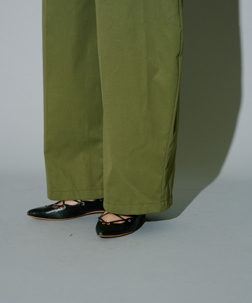 terrace（テラス）の「コクーンワイドチノパンツ（チノパンツ・レディース・ブラック/グレイッシュベージュ/カーキ・MEDIUM）」の16枚目の写真