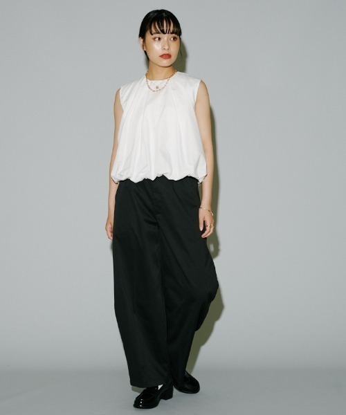 terrace（テラス）の「コクーンワイドチノパンツ（チノパンツ・レディース・ブラック/グレイッシュベージュ/カーキ・MEDIUM）」の22枚目の写真