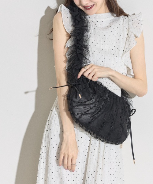 tocco closet（トッコ　クローゼット）の「【ZOZO限定】チュールドットシャーリングショルダーバッグ（ショルダーバッグ・レディース・アイボリー/ブラック・FREE）」の8枚目の写真