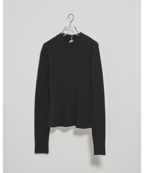 TODAYFUL(トゥデイフル)の「Puffy Peplum Knit(ニット/セーター・レディース・ブラック/グレイッシュベージュ・FREE)」の10枚目の写真