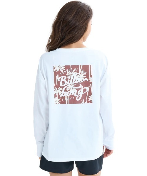 BILLABONG(ビラボン)の「BILLABONG レディース MORFY LS TEE RASH 長袖ラッシュガード 【2025年夏モデル】/ビラボンバックプリント水陸両用速乾UVケア長袖ラッシュガード(水着)(ラッシュガード・レディース・ブラック/ホワイト×ブラック/エンジ・MEDIUM/LARGE)」の1枚目の写真