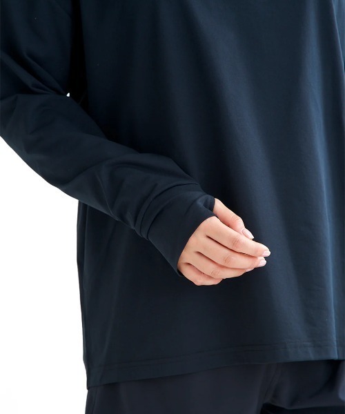 BILLABONG(ビラボン)の「BILLABONG レディース MORFY LS TEE RASH 長袖ラッシュガード 【2025年夏モデル】/ビラボンバックプリント水陸両用速乾UVケア長袖ラッシュガード(水着)(ラッシュガード・レディース・ブラック/ホワイト×ブラック/エンジ・MEDIUM/LARGE)」の18枚目の写真