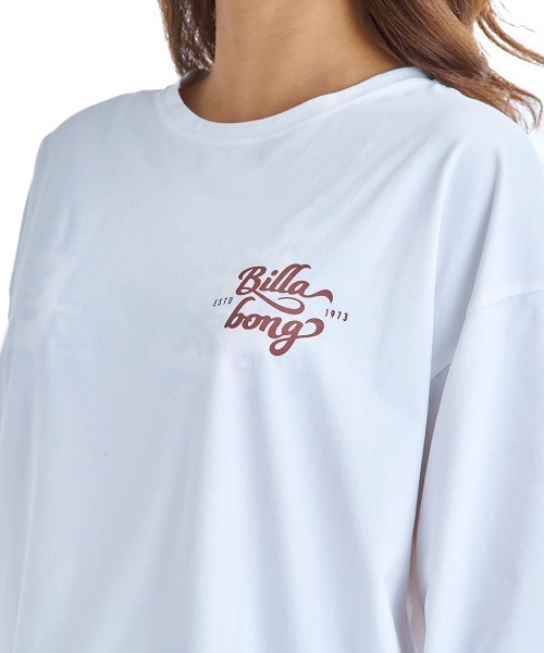 BILLABONG(ビラボン)の「BILLABONG レディース MORFY LS TEE RASH 長袖ラッシュガード 【2025年夏モデル】/ビラボンバックプリント水陸両用速乾UVケア長袖ラッシュガード(水着)(ラッシュガード・レディース・ブラック/ホワイト×ブラック/エンジ・MEDIUM/LARGE)」の8枚目の写真