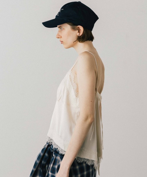 CREDONA（クレドナ）の「LACE CAMI/レースキャミ（キャミソール・レディース・アイボリー/ネイビー・FREE）」の19枚目の写真