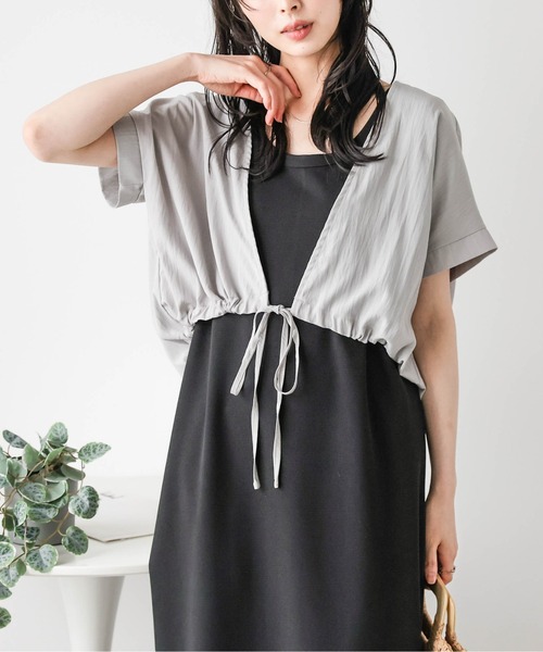 SUGAR BISKET(シュガービスケット)の「裾ドロストシャーリングシャツ(シャツ/ブラウス・レディース・グレー/ブラック・フリー)」の1枚目の写真