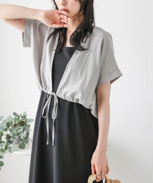 SUGAR BISKET(シュガービスケット)の「裾ドロストシャーリングシャツ(シャツ/ブラウス・レディース・グレー/ブラック・フリー)」の13枚目の写真