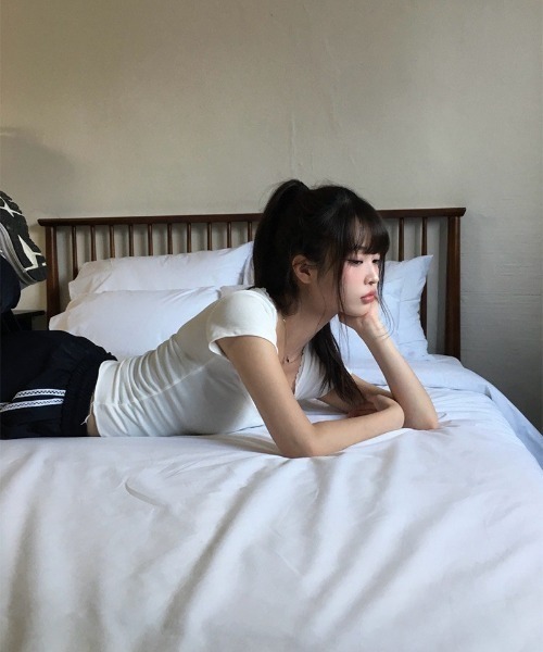 anyonemore（エニワンモア）の「レーススクエアネックリボン半袖Tシャツ（Tシャツ/カットソー・レディース・グレー/ホワイト/ブラック・FREE）」の21枚目の写真