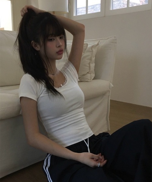 anyonemore（エニワンモア）の「レーススクエアネックリボン半袖Tシャツ（Tシャツ/カットソー・レディース・グレー/ホワイト/ブラック・FREE）」の11枚目の写真