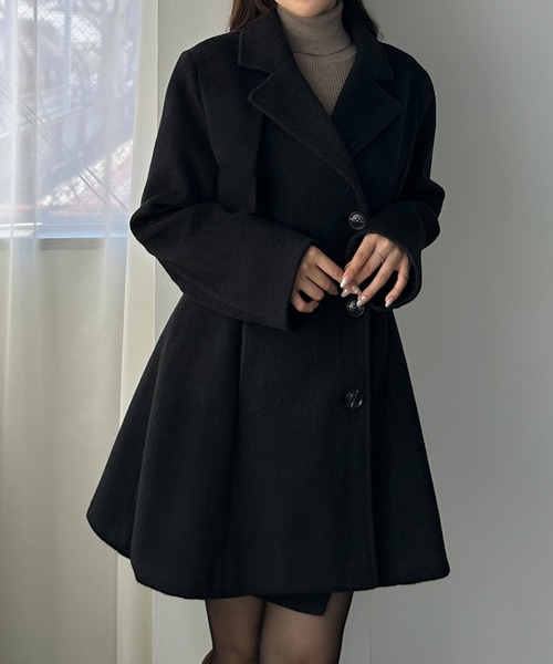 Louere（ルエレ）の「ミドル丈ウエストシェイプフレアコート
