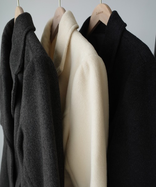 Louere(ルエレ)の「ミドル丈ウエストシェイプフレアコート(チェスターコート・レディース・ダークグレー/アイボリー/ブラック/ブラウン/ライトベージュ・X-LARGE/LARGE/MEDIUM/SMALL)」の22枚目の写真