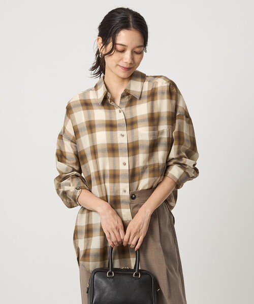 green label relaxing（グリーンレーベルリラクシング）の「［size SHORTあり］シアー チェック シャツ（シャツ/ブラウス・レディース・ナチュラル/ダークグレー/ブラウン・SHORT/FREE）」の3枚目の写真