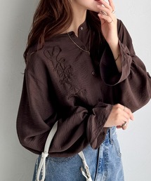 ”迎え秋ブラウス”にこれ一択。袖ぽわん、胸元ひとくせが大人かわいい♪コード刺繍キャンディスリーブシャツ(長袖)