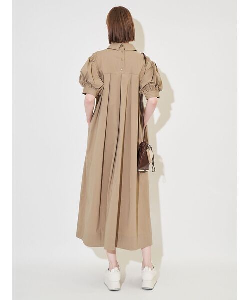 ELENDEEK(エレンディーク)の「フォルムシャツワンピース(ワンピース・レディース・グレー/ブラック/ベージュ・02/01)」の6枚目の写真